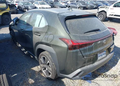 2024 Lexus Ux 250H z USA, uszkodzony, nr VIN JTHX6JBH7R2166165